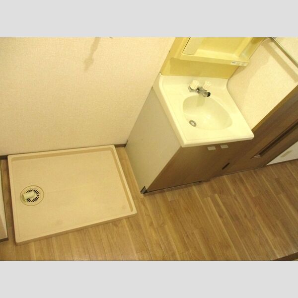 スプリングハイム　A 洗面台、室内洗濯機置場