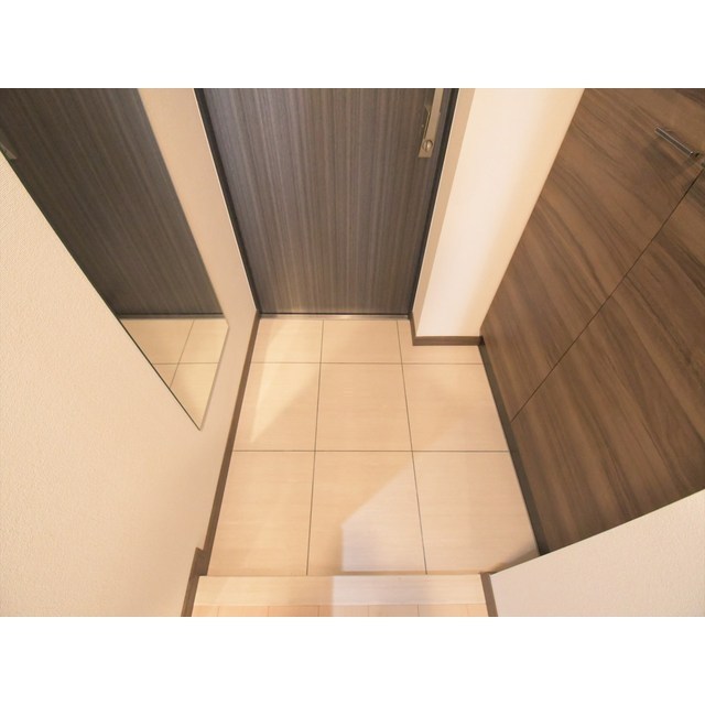 ＧＥＮＯＶＩＡ東中野ｓｋｙｇａｒｄｅｎ0303号室 玄関