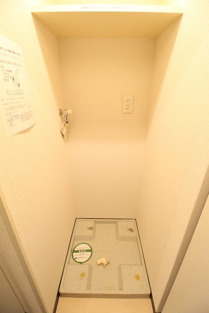 トーシンフェニックス牛込神楽坂1階 室内洗濯機置場