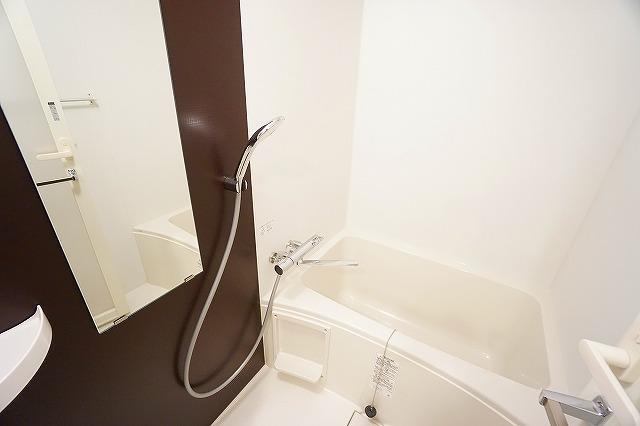 Weave Base Itabashi Honcho1階 バス