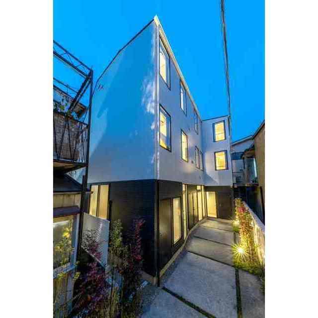 東新宿ハウス1階 外観