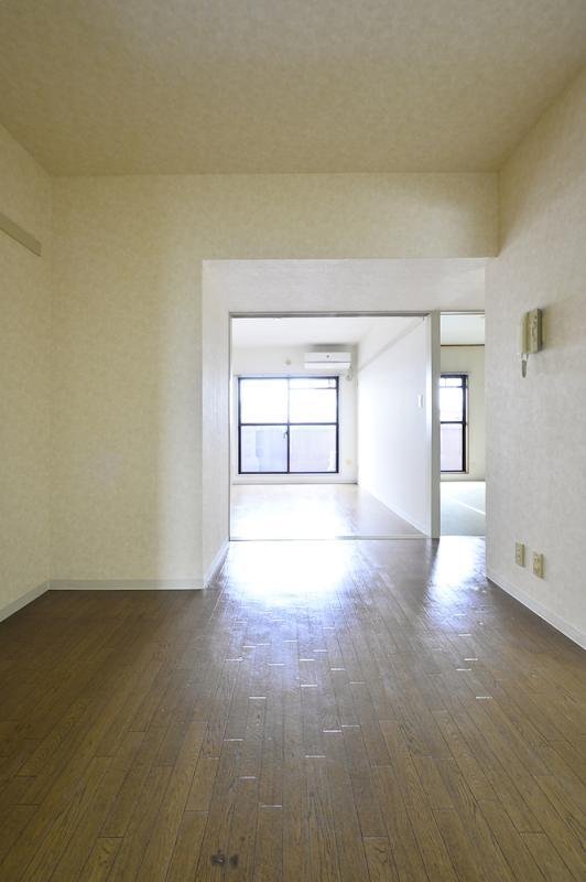 ウィンダム宮前3階 バルコニー