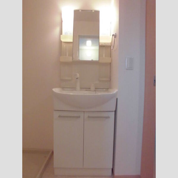 イースト・コート 洗髪洗面化粧台