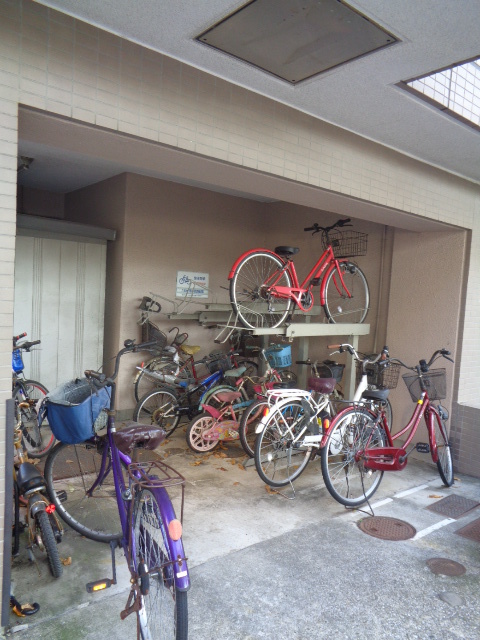 ラフィーネ横浜0605号室 駐輪場　※要空き確認（現在満車）　※実際の使用状況とは異なります(現況優先)