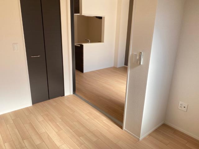 ファンタジア202号室 洋室