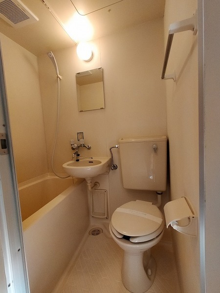 グレイス春日町3階 同建物別部屋の参考画像