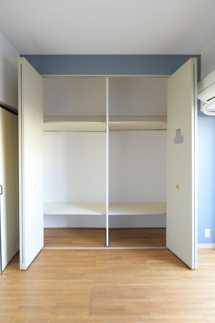 日神パレス生麦1階 クローゼット