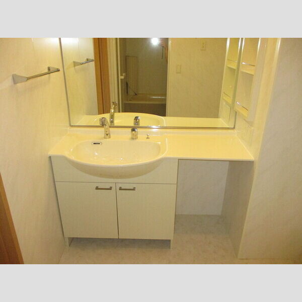 レグルス105号室 105