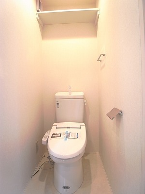 フルーレ早稲田鶴巻町2階 トイレ