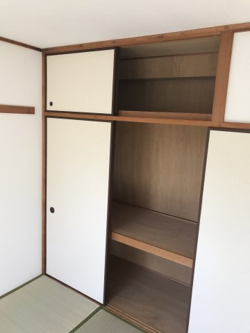 グリーンアベニュー0104号室 和室　押入　※別号室の参考写真です(現況優先・仕様違いの場合あり)