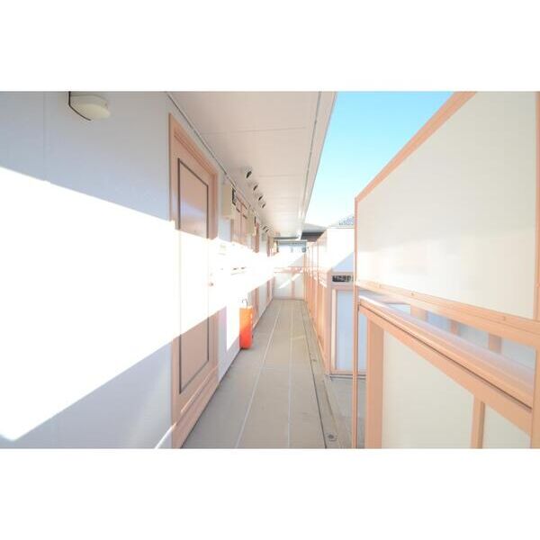 ジョリエ新百合ヶ丘105号室 外観