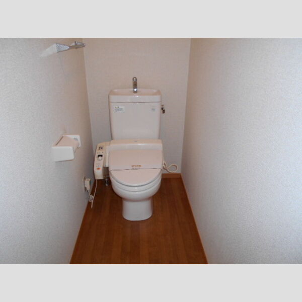 エスポワール203号室 トイレ　温水洗浄暖房便座
