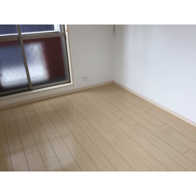 エクセレント三ツ沢B棟106号室 内観