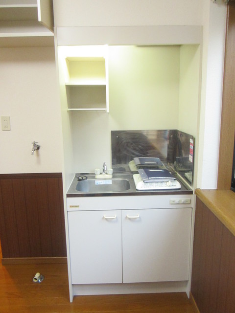 アーバンスクエア江原町Ｃ棟0103号室 キッチン