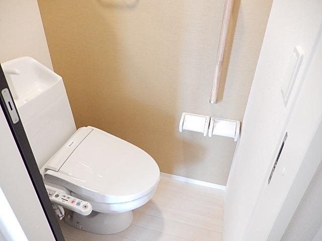 リーオイスラ シャワー付トイレ