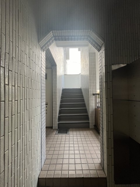 グレイス多摩川 エントランス