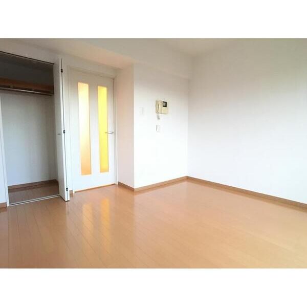 ビューテラス都筑606号室 リビング