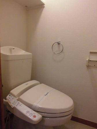レオパレスＹＯＫＯＳＵＫＡ111号室 温水洗浄便座完備