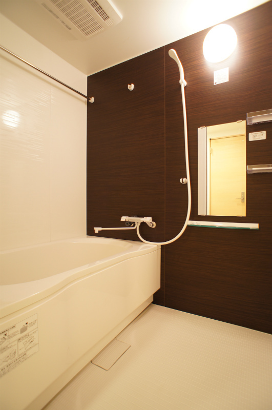 リブリ・Tsurugamine3階 お風呂