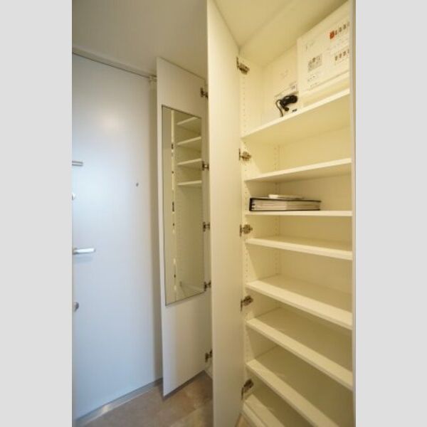 プライムメゾン森下WEST714号室 玄関