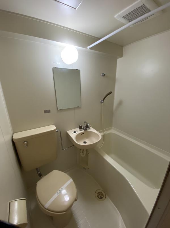 ラミアール聖蹟3階 バス