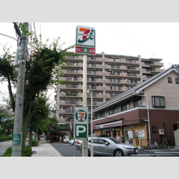 ロイヤルパレス　Ⅱ番館 セブンイレブン粕壁東3丁目店