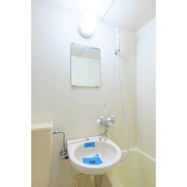 メゾン・ド・クラルテ 洗面