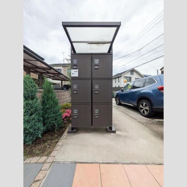 ピエールドゥ　ヴィラ 宅配ボックス