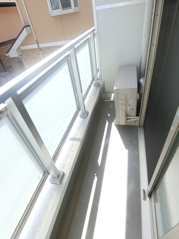 リブリ・Petit Plat バルコニー