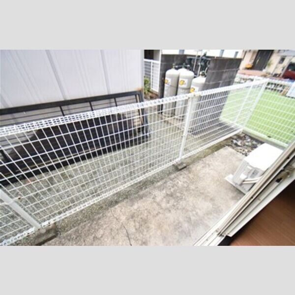 ハイツ　ゆう105号室 軒下