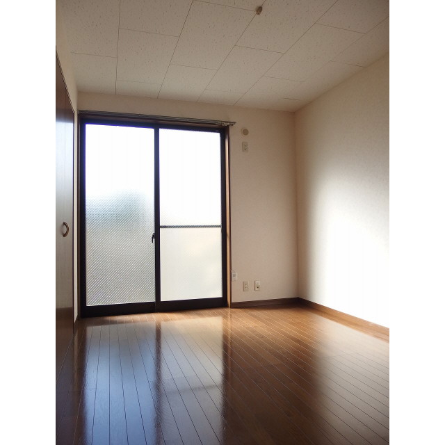 プレジール I101号室 内観