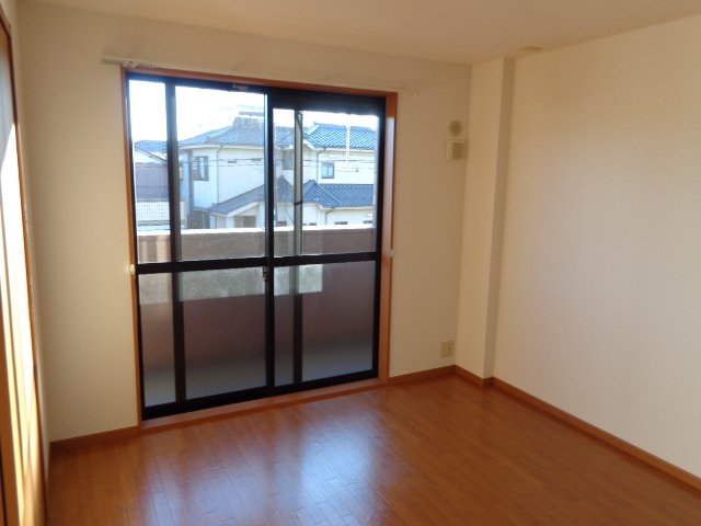 プラザ・シフォレⅠ 洋室