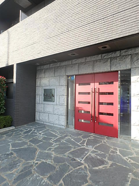 ガーラ・シティ王子 ◆行きかう人たちが思わず見上げてしまう魅力ある外観美