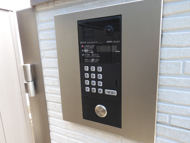 カサヴォラーレ2階 オートロック