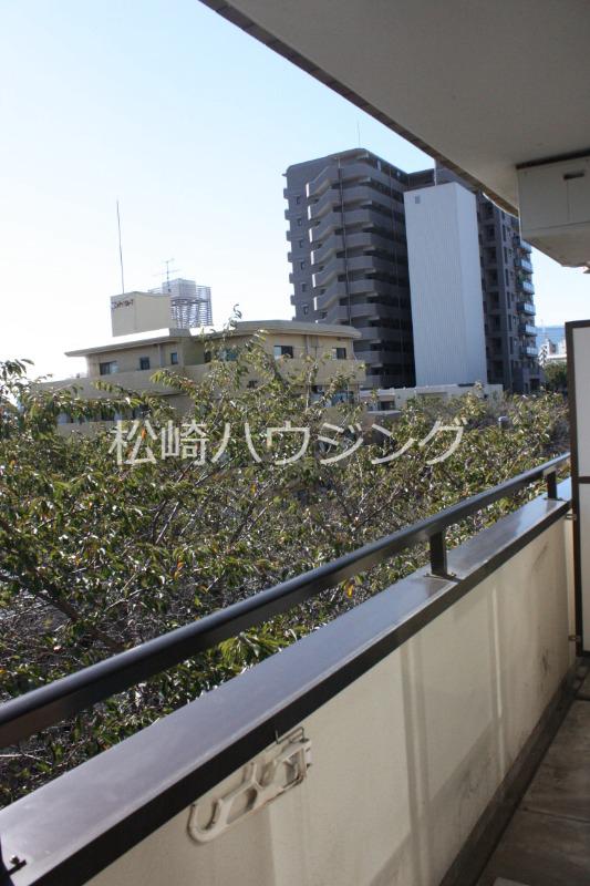 ナカムラビル5階 バルコニー