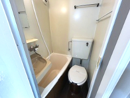 オーガスタハイツ103号室 ※写真は別室です