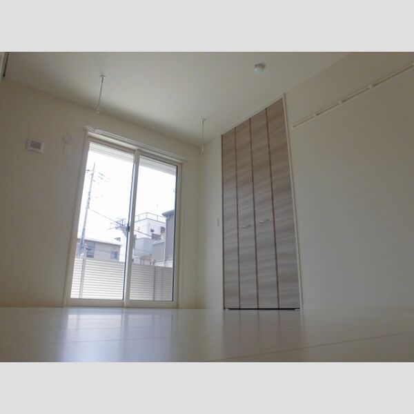 グランフォルト高砂101号室 洋室6.1帖