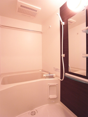 リブリ・GLANZ2階 お風呂