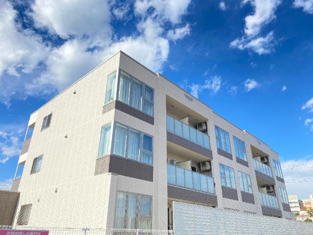 リヴェール（Ｌｉｖｅｒ） 外観写真（昼）