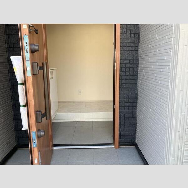 マイホームネクスト西東京ひばりが丘 玄関