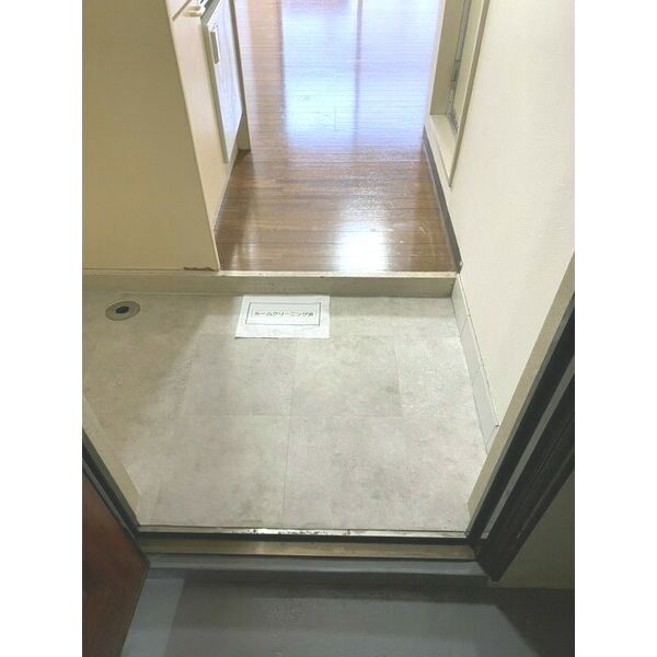 グランニュー日吉201号室 玄関