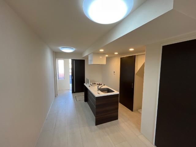 サンセット　ヒルズ（Sunset Hills） リビング