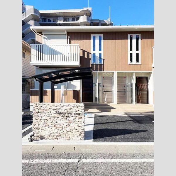 メゾンアイリス ココア エントランス