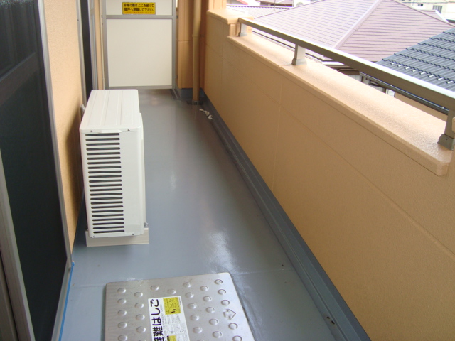 ＥＶＥＲ　ＳＨＩＮＥ　ＳＨＯＮＡＮ00103号室 ベランダ