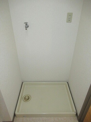 ライオンズマンション海老名第３10階 室内洗濯機置場　※2021年4月撮影
