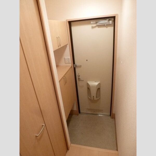 ルミエル　N201号室 同建物別部屋の参考画像