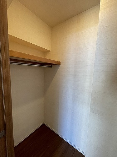 ブランズ調布サザンプレミアム ウォークインクロゼット　洋室７．０畳（内装前）