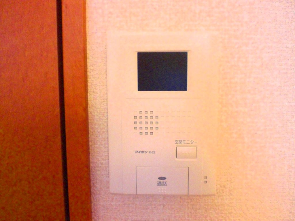 レオパレス今泉109号室 急な来客も身モニターが付いていれば安心ですね！