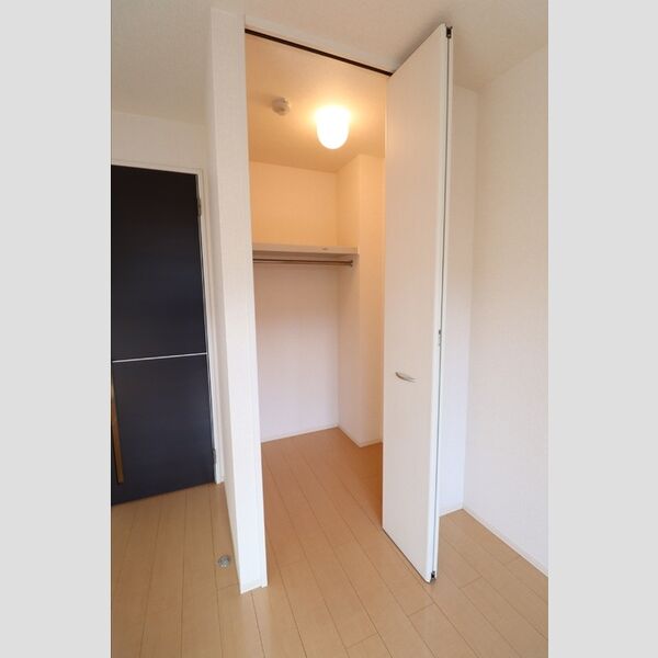 グランドソレイユBaba308号室 ウォークインクローゼット