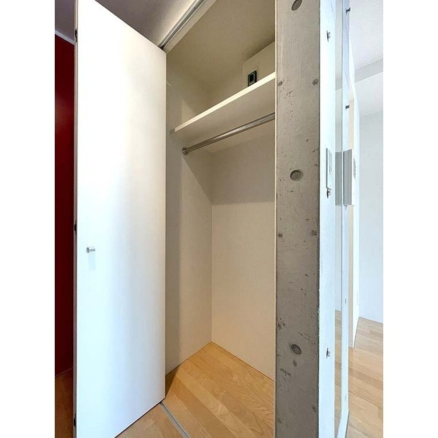 レフィナード205号室 収納